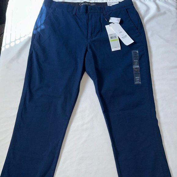 NWT Calvin Klein Infinite Flex Dress Pants, Navy, 30W 30L - Picture 1 of 2